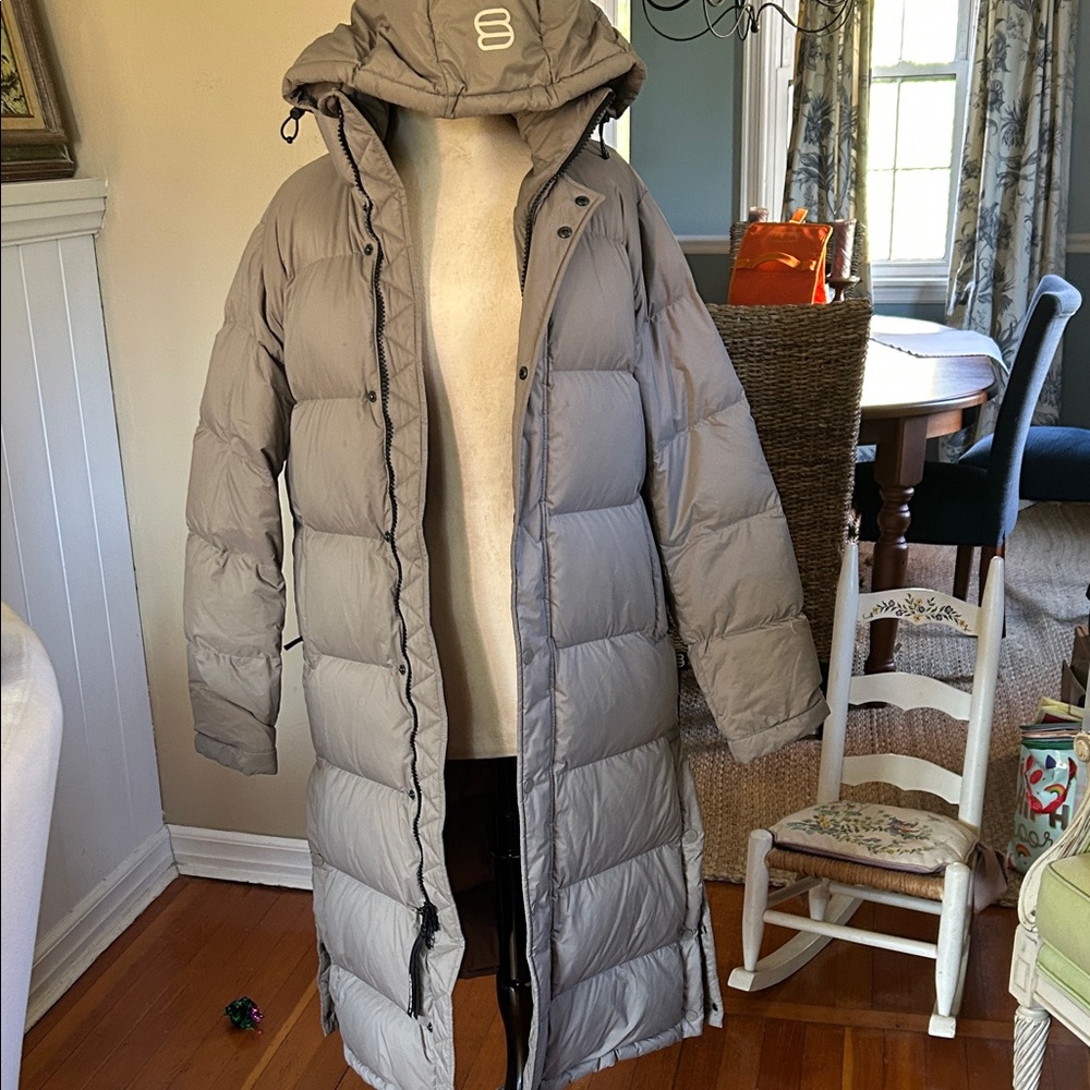 Gray Hooded Puffer Coat super warm!